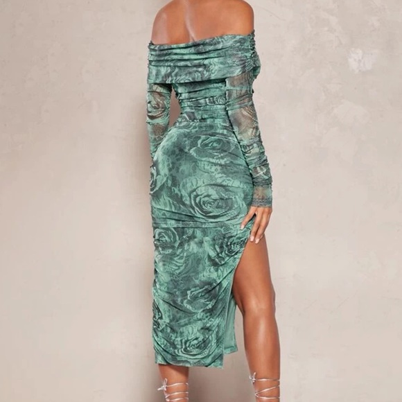 Off Shoulder Dress - Picture 3 of 7